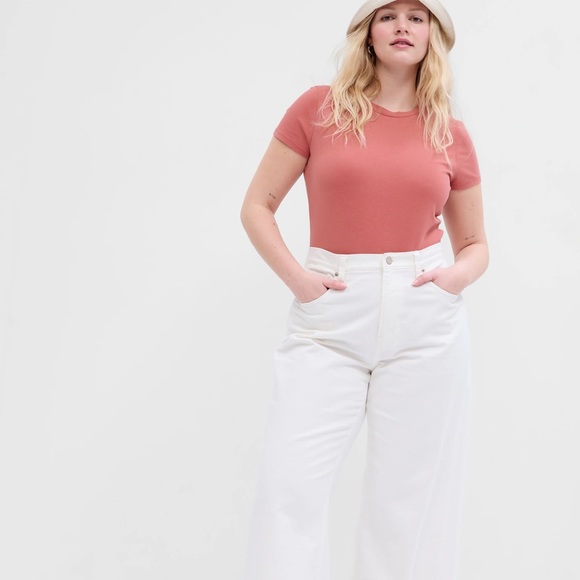 NWT GAP Crewneck T-Shirt Bodysuit Color: Earthenware Red - Picture 5 of 8